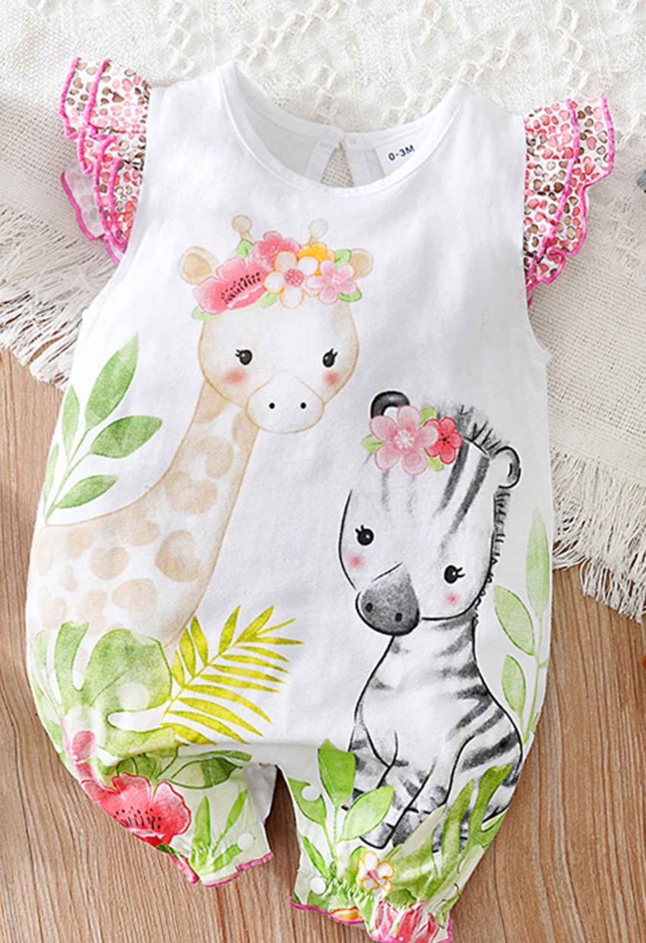 Soft & Breathable - 100% Organic Cotton Baby Bodysuit - Animal Print